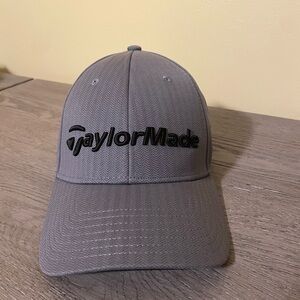 Taylor Made grey golf performance seeker hat